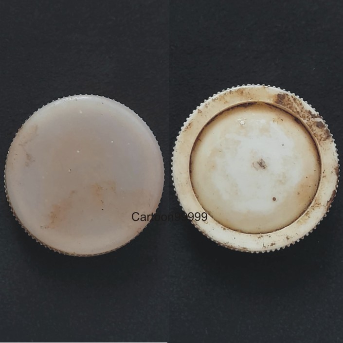 สีผึ้งหิ่งห้อยชมสวน หลวงปู่ชื่น ติคญาโณ วัดตาอี จ.บุรีรัมย์ครับ เป็นอีก ๑ ในสุดยอดสีผึ้งยุคต้นๆ ครับ