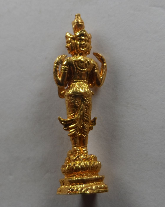 พระตรีมูรติ เจ้าคุณธงชัย วัดไตรมิตรวิทยาราม ปี๒๕๕๒