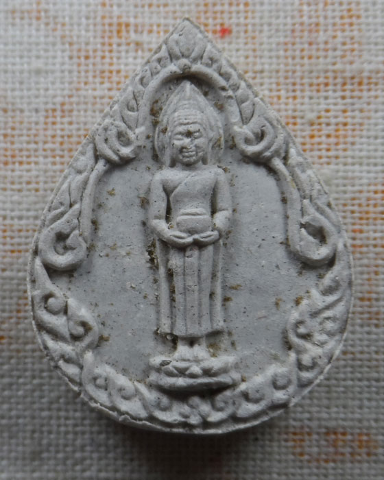 พระผงประจำวัน (วันพุธ) วัดคงคาราม จ.ฉะเชิงเทรา ปี๒๕๔๒