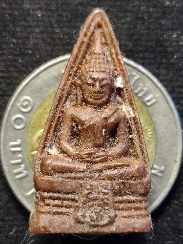 วัดโสธรวรารามวรวิหาร ฉะชิงเทรา หลวงพ่อโสธร พิมพ์สองหน้า เนื้อกระเบื้องหลังคาโบสถ์ (หลังเก่า) 