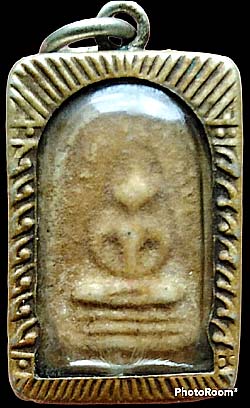 *พระผงมฤคทายวัน ปี๒๔๖๖ พิมพ์พุทธชินราชเล็ก หลังเรียบ หลวงปู่นาค วัดหัวหิน ปลุกเสก*