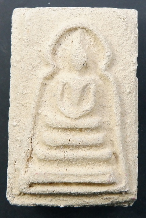 พระผงหลวงพ่อกึ๋น วัดดอนยานนาวา จ.กรุงเทพฯ ปี 2516 พระดี ผงดี พุทธคุณสูง พร้อมกล่องเดิมจากวัดสวยครับ