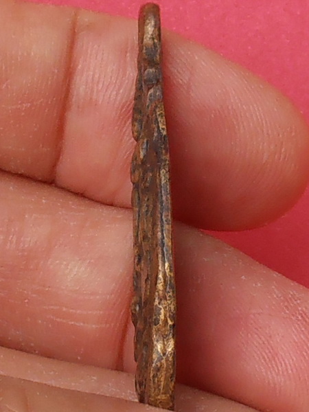 เหรียญหล่อหนุมานแบกแท่นหลวงพ่อคง วัดบางกะพ้อม สมุทรสงคราม ปี๒๔๖๐ พิมพ์อุล่าง