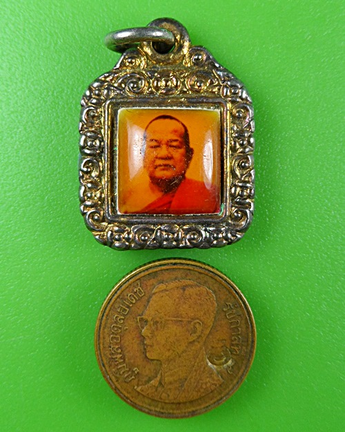 ล็อกเก็ตหลวงพ่อจันทร์ วัดแพรกษา สมุทรปราการ .B604.