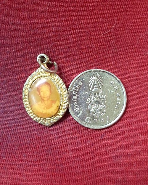 เหรียญล็อกเก็ต หลวงพ่อบุญเทียม วัดลาดหลุมแก้ว จ.ปทุมธานี