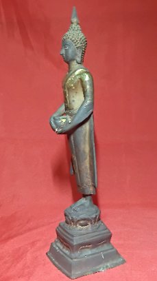 พระบูชาปางอุ้มบาตร(พระประจำวันพุธ) วัดประสาทบุญญาวาส ปี 2506