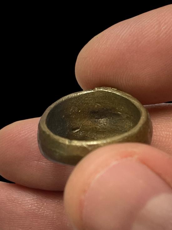 วัดใจ@… แหวนพระพุทธ ไม่ทราบที่ไม่มีข้อมูลครับ ขนาดแหวนประมาณ 1.9 Cm.ครับ