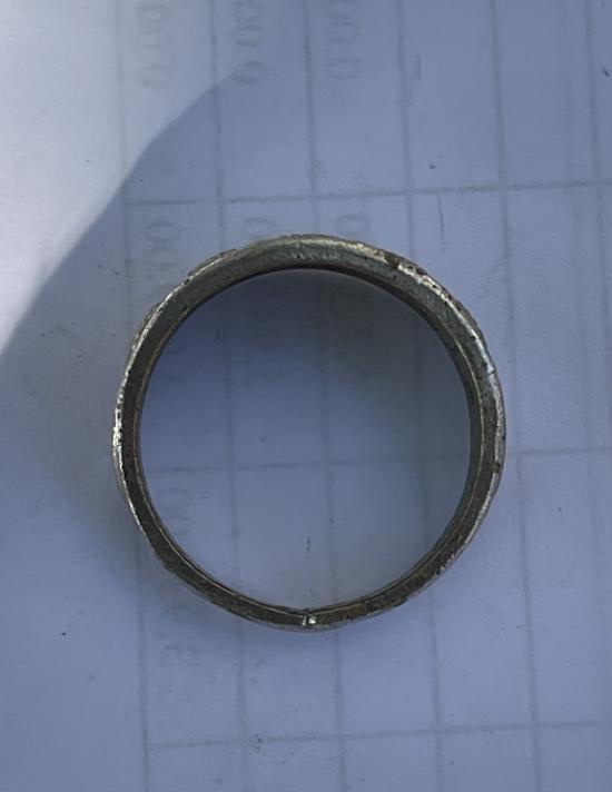 วัดใจ@… แหวนพระเจ้าห้าพระองค์ ไม่ทราบพี่ไม่มีข้อมูลครับ