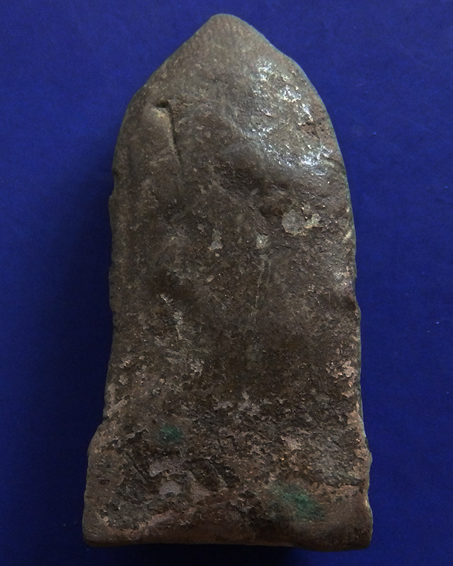 พระปางมารวิชัยซุ้มเรือนแก้วบัวสองชั้น กรุเวียงกุมกาม จ.เชียงใหม่ อายุเกิน 700 ปี สูง 5 ซ.ม.