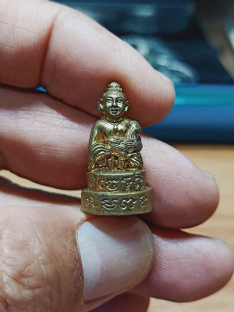 4-76 กุมารทองเจริญทรัพย์ หลวงพ่อสม วัดบ้านด่าน จ.ปราจีนบุรี ปี 2556 กล่องเดิม