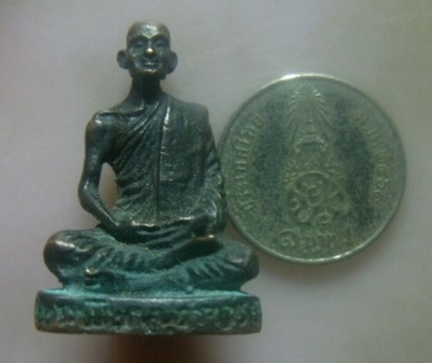 **เบาๆ**พระรูปหล่อพระพิษณุบุราจารย์ (เจ้าคุณแพ พากุโล) วัดพระศรีฯ จ.พิษณุโลก**ตอกโค้ด สวยๆ