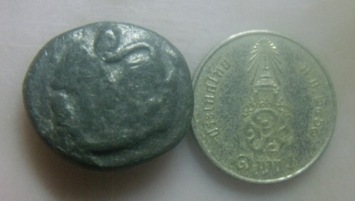 **เบาๆ**สิงห์หล่อ เนื้อชินตะกั่ว หล่อเก่า สวยๆ ไม่ทราบที่**เชิญชมครับ