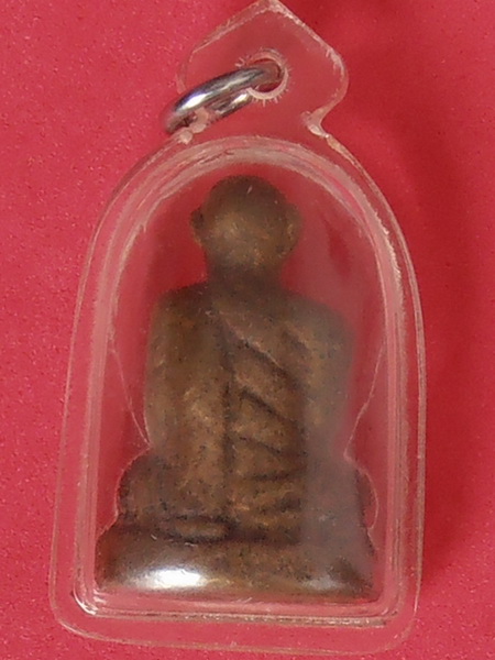 พระหล่อโบราณหลวงพ่อโต๊ะ วัดลาดตาล สุพรรณบุรี 