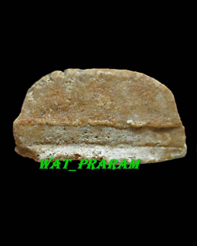 " พระพิมพ์หลวงพ่อโต บางกระทิง หลวงพ่อกุหลาบ วัดรางเข้ จ.อยุธยา ปี2509 เนื้อผงน้ำมัน"