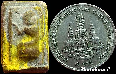 *พระผงมฤคทายวัน ปี๒๔๖๖ พิมพ์แม่นางกวัก เนื้อผงน้ำมัน หลวงปู่นาค วัดหัวหิน ปลุกเสก*