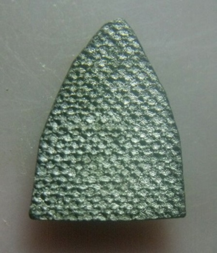 **เบา​ๆ​**พระร่วงนั่ง เนื้อชินเงิน หลังลายผ้า เก่าๆ สวยๆ ไม่ทราบที่**เนื้อจัด เชิญชมครับ