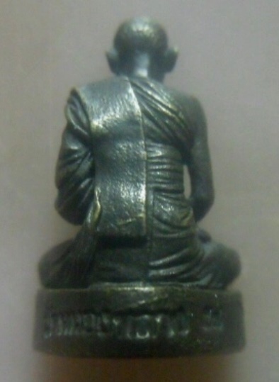 **เบา​ๆ​**รูปหล่อหลวงปู่เทศ (สระทะเล) ออกวัดหนองหลวง จ.นครสวรรค์ ปี ๒๕๕๘**สวยๆ