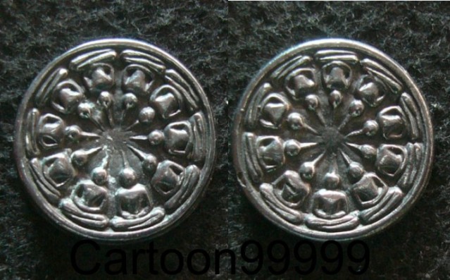 งบน้ำอ้อย หลวงพ่ออี๋ วัดสัตหีบ ชลบุรี เนื้อเเร่พรหมชะแง้ พิมพ์หา เดิมๆ ครับ