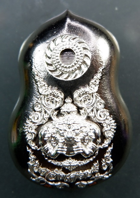 เหรียญหล่อพระนารายณ์ทรงครุฑ หลวงปู่พร วัดตลองเม่น จ.จันทบุรี รุ่นคลังเศรษฐี เนื้อชนวนกะไหล่