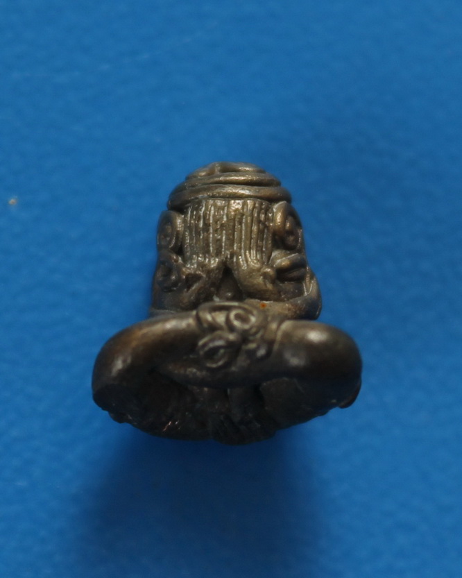 ปิดตายันต์ยุ่งเนื่อนวะโลหะหลวงปู่คำน้่อย วัดภูกำพร้า 