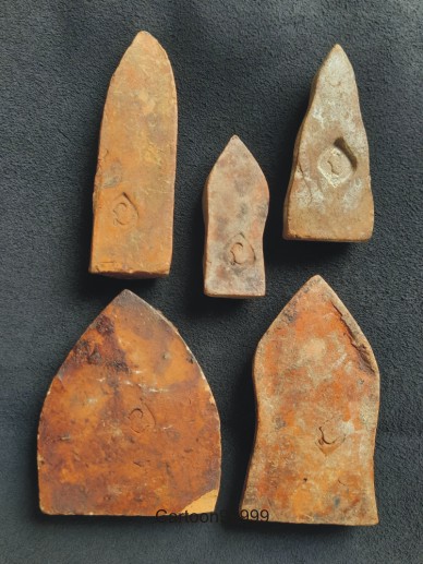 แพ็ค ๕ องค์ ชุดพระเนื้อดิน หลวงพ่อหว่าง วัดกำแพงแสน นครปฐมครับ สวย เดิมทุกองค์ครับ