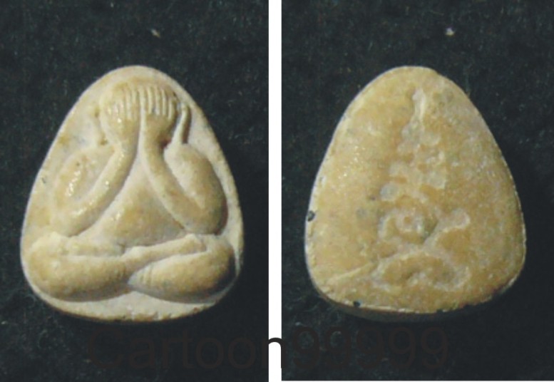 ปิดตาองค์จ้อย หลังยันต์เฑาะ เนื้อผงพุทธคุณครับ สวยครับ