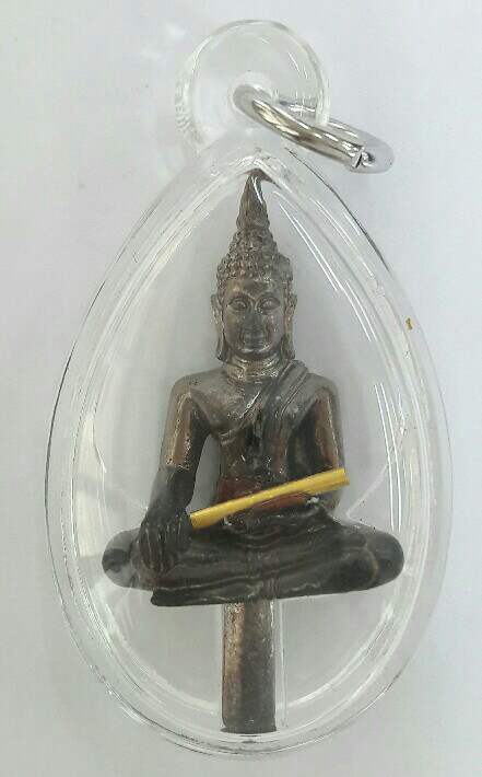 พระยอดธงหลวงพ่อคูณ ปริสุทโธ 80 เนื้อนวะ ตะกรุดทองคำ เคาะเดียว