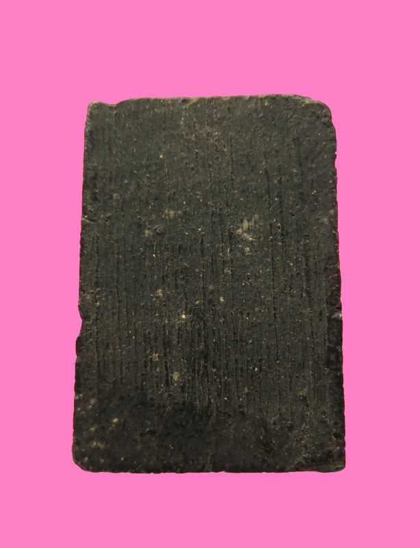 พระปิดตา พิมพ์ใบโพธิ์ สี่เหลี่ยมชิ้นฟัก เนื้อผงยาฯ