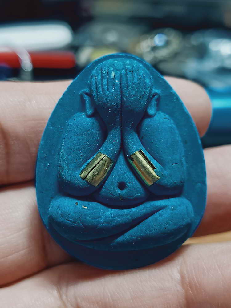 4-323 พระปิดตาจัมโบ้ ปลดหนี้ 168 หลวงปู่หมุน ฐิตสีโล วัดบ้านจาน จ.ศรีสะเกษ 2566 เลข 26 กล่องเดิม