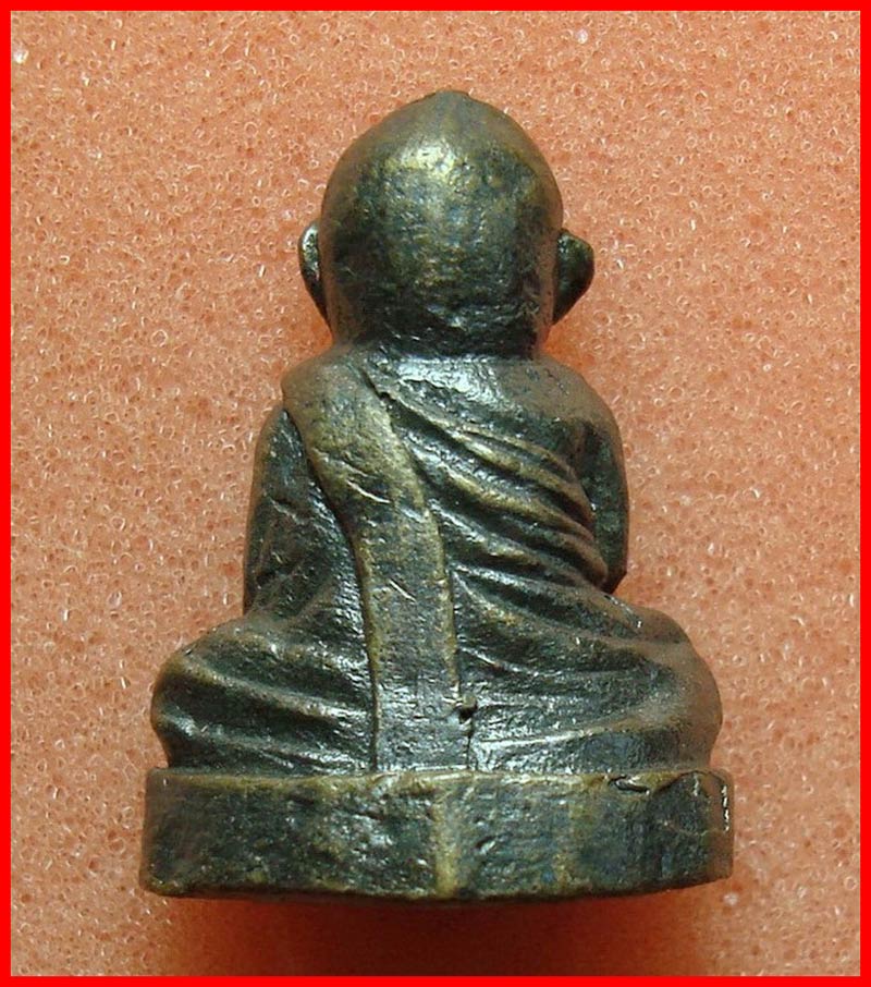 หลวงพ่อวัดเคียน รูปหล่อลอยองค์ รุ่นยกช่อฟ้าอุโบสถ วัดไตรรัตนกร อ.ไชยา จ.สุราษฎร์ธานี