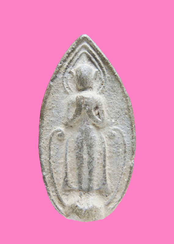 พระเนื้อดิน (ยุคต้น) พิมพ์พระประจำวัน หลวงพ่อผาด วัดท่าจัด สุพรรณบุรี