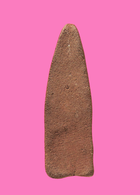 พระเนื้อดินผสมผง มีทรายทอง ปางอุ้มบาตร ไม่ทราบวัด