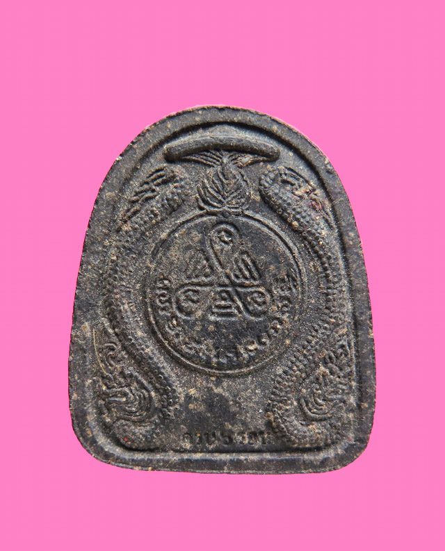 พระปิดตา เนื้อผงคลุกรัก หลวงพ่อบุญมาก รุ่น 5 รอบ ไม่ทราบวัด