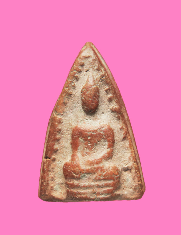 พระสรรค์นั่งไหล่ตรงข้างเม็ด สอดตะกรุด