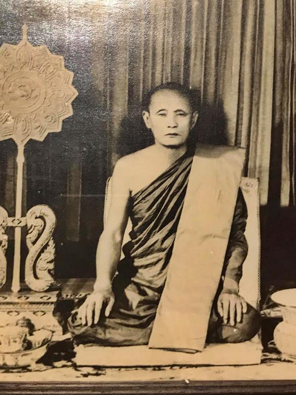รูปบูชาหลวงพ่ออรรถ วัดองครักษ์ ยุคต้น ขนาดใหญ่พร้อมจาร จ.สุพรรณบุรี - 2