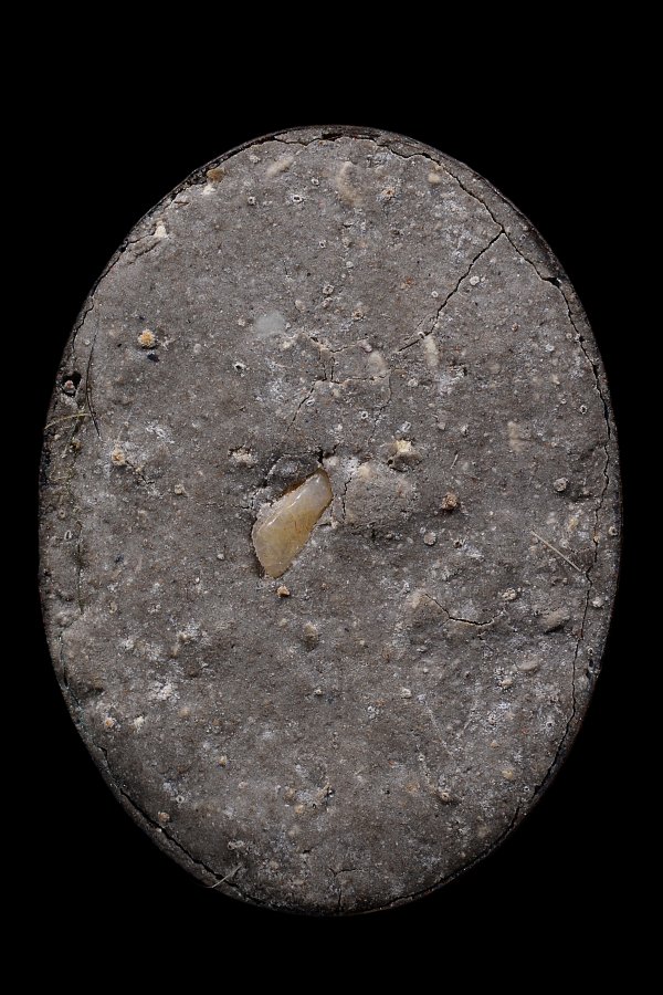 ล็อกเก็ตรุ่นแรก หลวงปู่แก้ว เกสาโร วัดละหารไร่ ปี2526 - 2