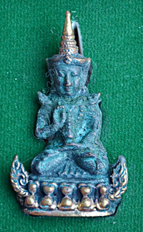 พระกริ่งทรงเสวย เนื้อบรอนซ์นอก รมสีเขียวหยกแม่น้ำโขง - 1
