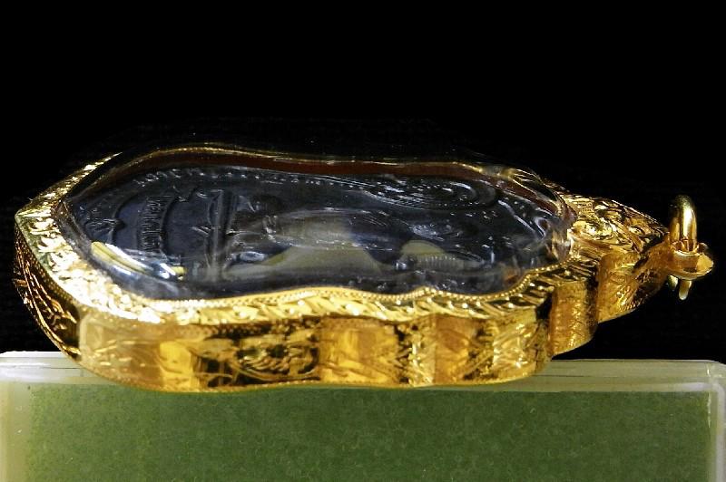 หลวงปู่โต๊ะ วัดประดู่ฉิมพลี ปี 18 เลี่ยมทอง พร้อมบัตรรับรองฯ เหรียญเสมาหลังพัดยศ สวยกริบ เชิญชมครับ - 3