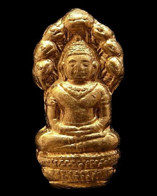 ปรกใบมะขาม เนื้อทองฝาบาตร หลวงพ่อสาคร วัดหนองกรับ ปี 53 พร้อมรูปถ่าย หลังยันต์หมึกแดง - 1