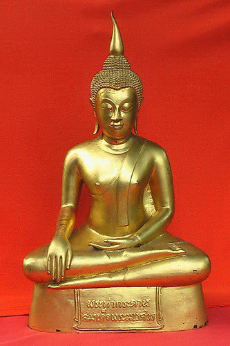 พระท่ากระดาน สมเด็จพระนเรศวรฯ (บูชา ๙ นิ้ว) ปิดทองแจกกรรมการ สมาคมชาวกาญจนบุรี - 1