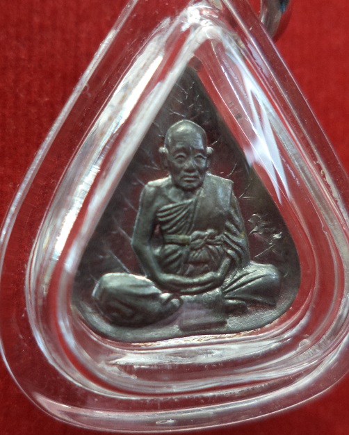 รูปเหมือนพิมพ์ใบโพธิ์ เนื้อตะกั่ว เลี่ยม+เกศา หลวงปู่ชื้น วัดญานเสน อยุธยา ปี34 ตอกโค๊ตด้านหน้า - 3