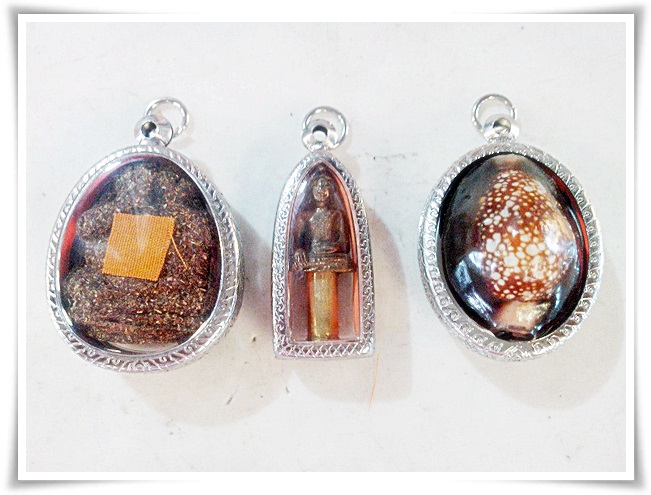พระยอดธง (เนื้อเนื้อสัมฤทธิ์ขอมพันปี) รุ่นแรก บรรจุแร่เหล็กไหล ครูบาอินถา วัดยั้งเมิน - 5