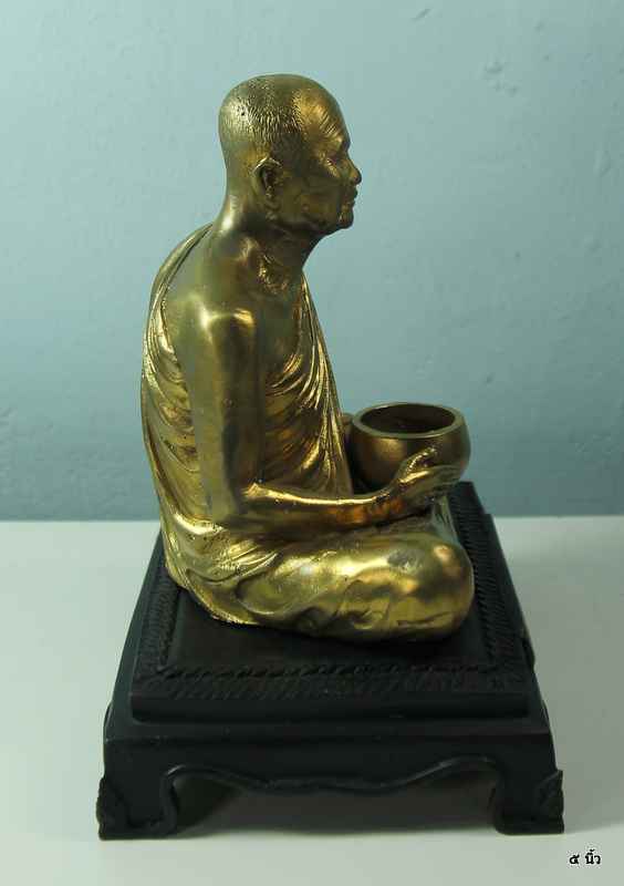 พระบูชา ๕ นิ้ว หลวงหลวงปู่บุญ รุ่นมหาลาภ  ปี ๒๕๕๘ หมายเลข  42 - 2