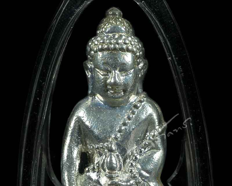 พระกริ่งพยัคฆ์ทักษิณ (ก้นเสือ รุ่นแรก ) เงินก้นทอง หมายเลข ๖ จำนวนการสร้าง ๙ องค์  - 3