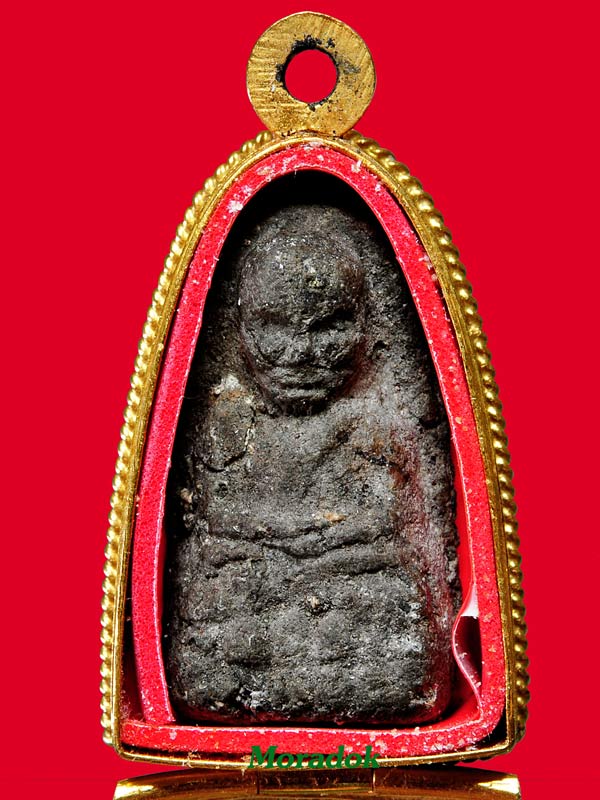 หลวงปู่ทวดเนื้อว่าน รุ่นแรก พิมพ์พระรอด ปี 2497 พระอาจารย์ทิม - 2