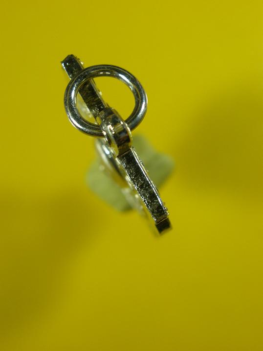 เหรียญหลวงปู่ทวด รุ่นใต้ร่มเย็น บล๊อคหน้าใหญ่ (นิยม) ฮ.ตก ปี 2526 - 4