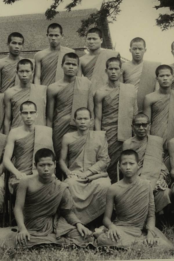 ภาพถ่ายหมู่ หลวงพ่อฟู วัดบางสมัคร - 2