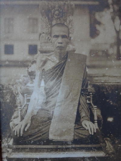 รูปถ่ายซีเปีย พระพรหมเทพาจารย์ (เจ๊ก กุสุโม) วัดเสนาสนารามราชวรวิหาร - 1