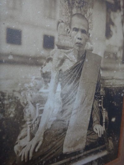 รูปถ่ายซีเปีย พระพรหมเทพาจารย์ (เจ๊ก กุสุโม) วัดเสนาสนารามราชวรวิหาร - 4