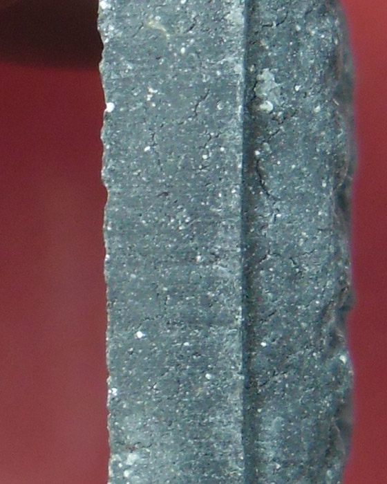 พระผงพิมพ์เตารีดหลวงปู่ทวดหลังพระพิฆเนศวร์ หลวงปู่หมุน เนื้อว่างร้อยแปดผสมผงเหล็กน้ำพี้ ปี ๔๓(๑๒) - 3